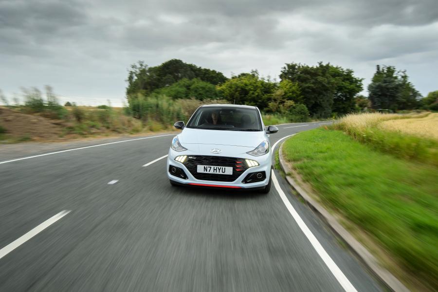  Hyundai i10 N Line 2020 года  (UK) (фото 32 из 64)